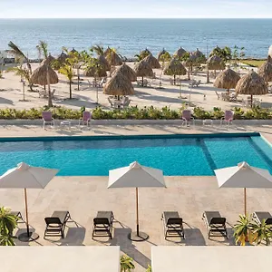 Wyndham Aluna Hotel